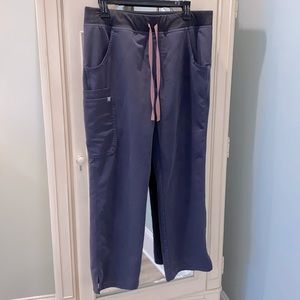 Figs Women’s pewter grey scrub pants Kade cargo straight leg MP